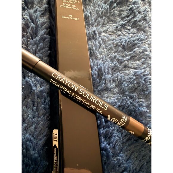 NIB CHANEL CRAYON SOURCILS Sculpting Eyebrow Pencil 40 Brun Cendre - Picture 7 of 9
